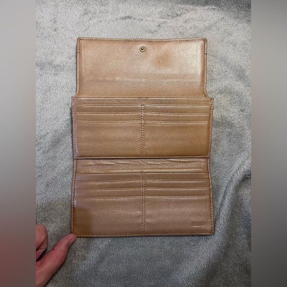 Vtg. Coach Leather Pleated Wallet - Picture 11 of 13